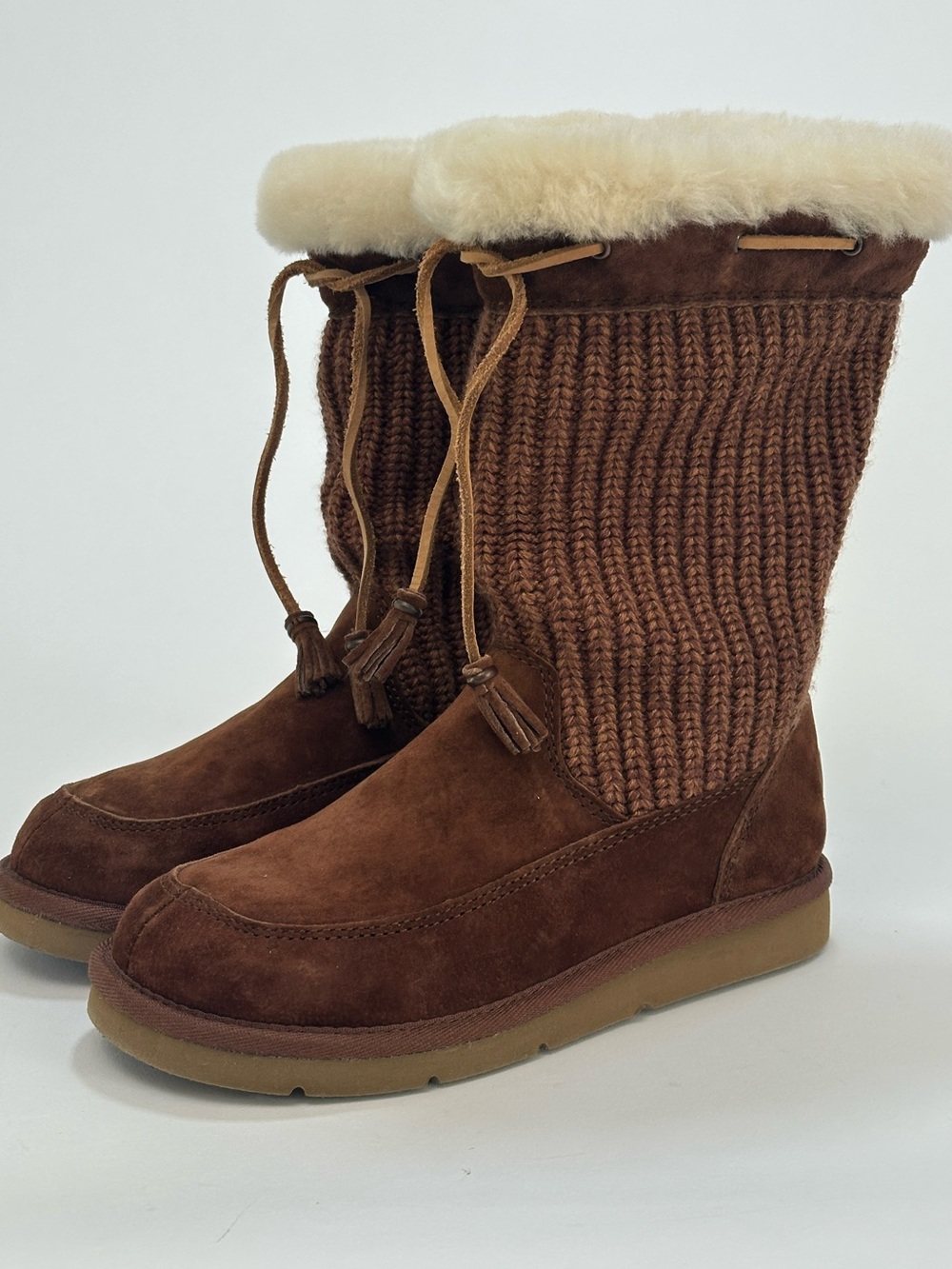 UGG Suburb Knit Sheepskin Boots Sz 6 Chestnut Brown Tassel 5124